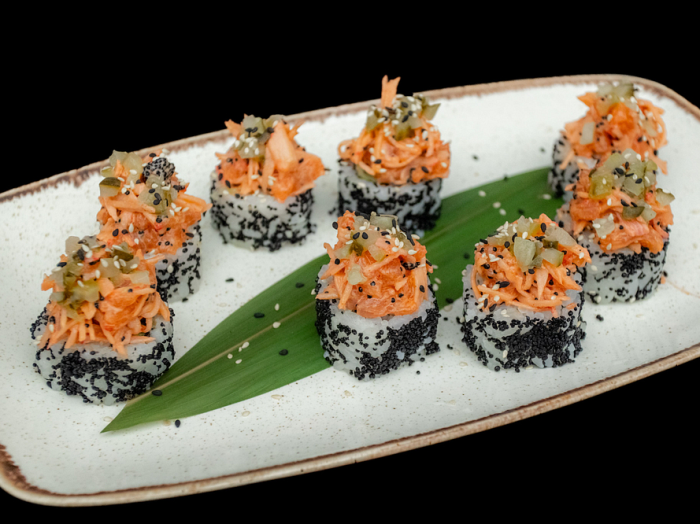 Рол Спайсі Тарт-Тар лосось та сніжний краб 300г